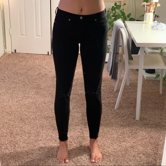 Black skinny jeans - Picture 2 of 6